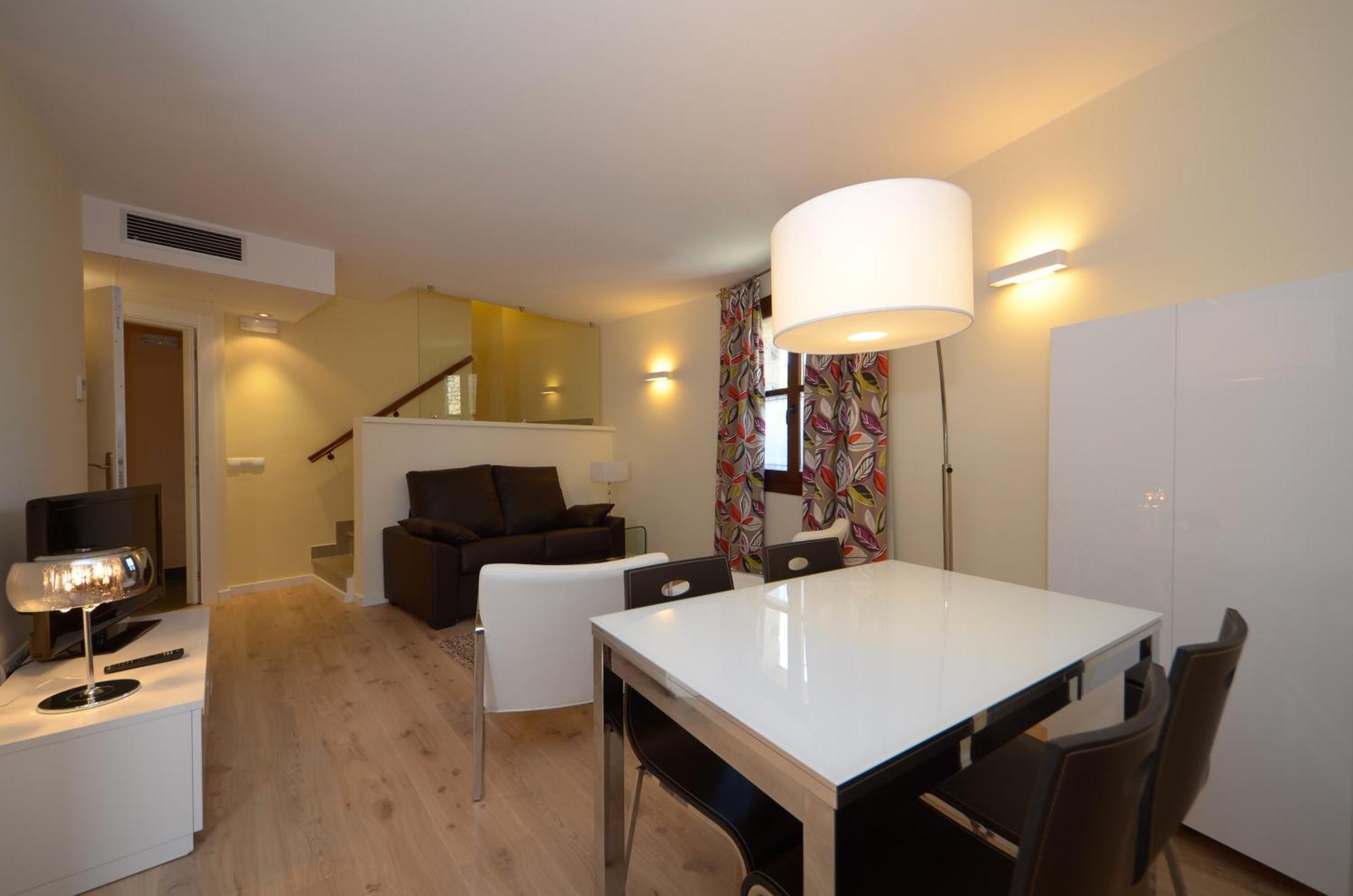 Apartamentos El Palacete De Aínsa Zewnętrze zdjęcie