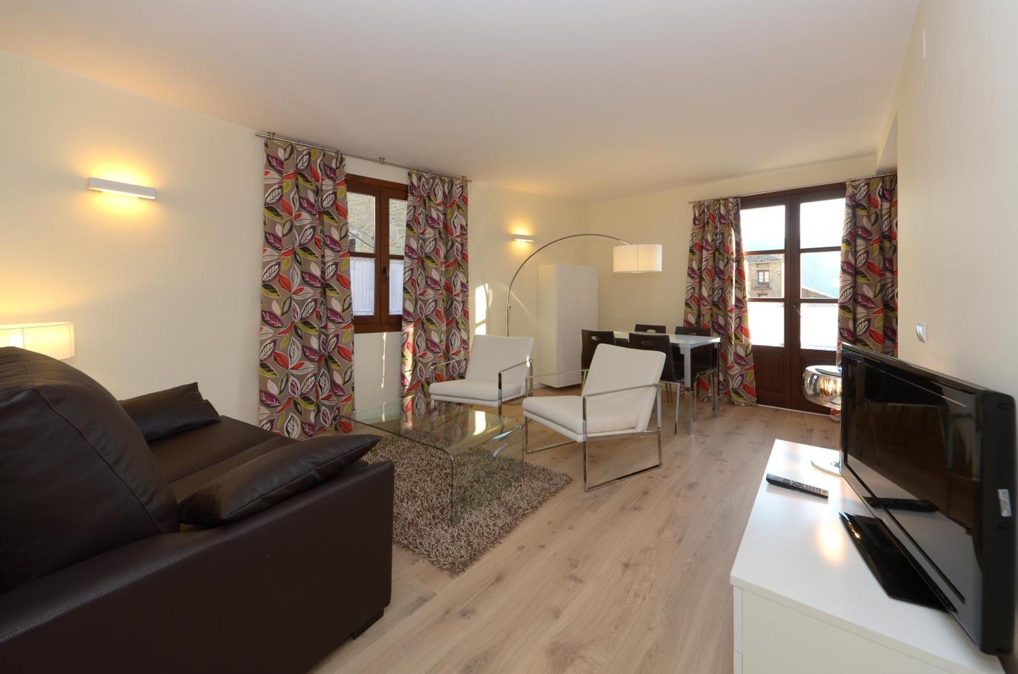 Apartamentos El Palacete De Aínsa Zewnętrze zdjęcie