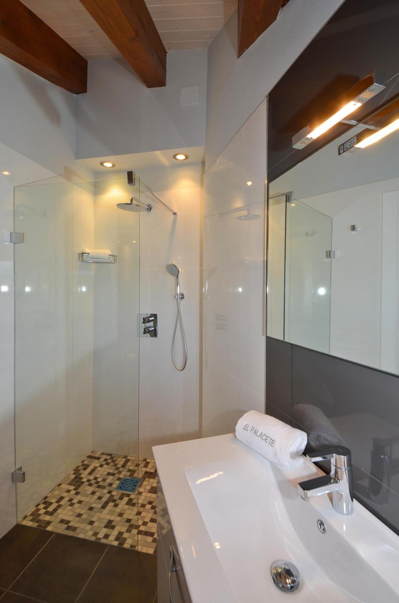 Apartamentos El Palacete De Aínsa Zewnętrze zdjęcie